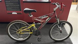 Magna Excitor XP3000 Red Yellow Mountain Bike Very Good Buya